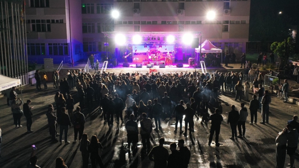 TÜ BAHAR ŞENLİKLERİNİN İLK GÜNÜ COŞKUYLA GEÇTİ